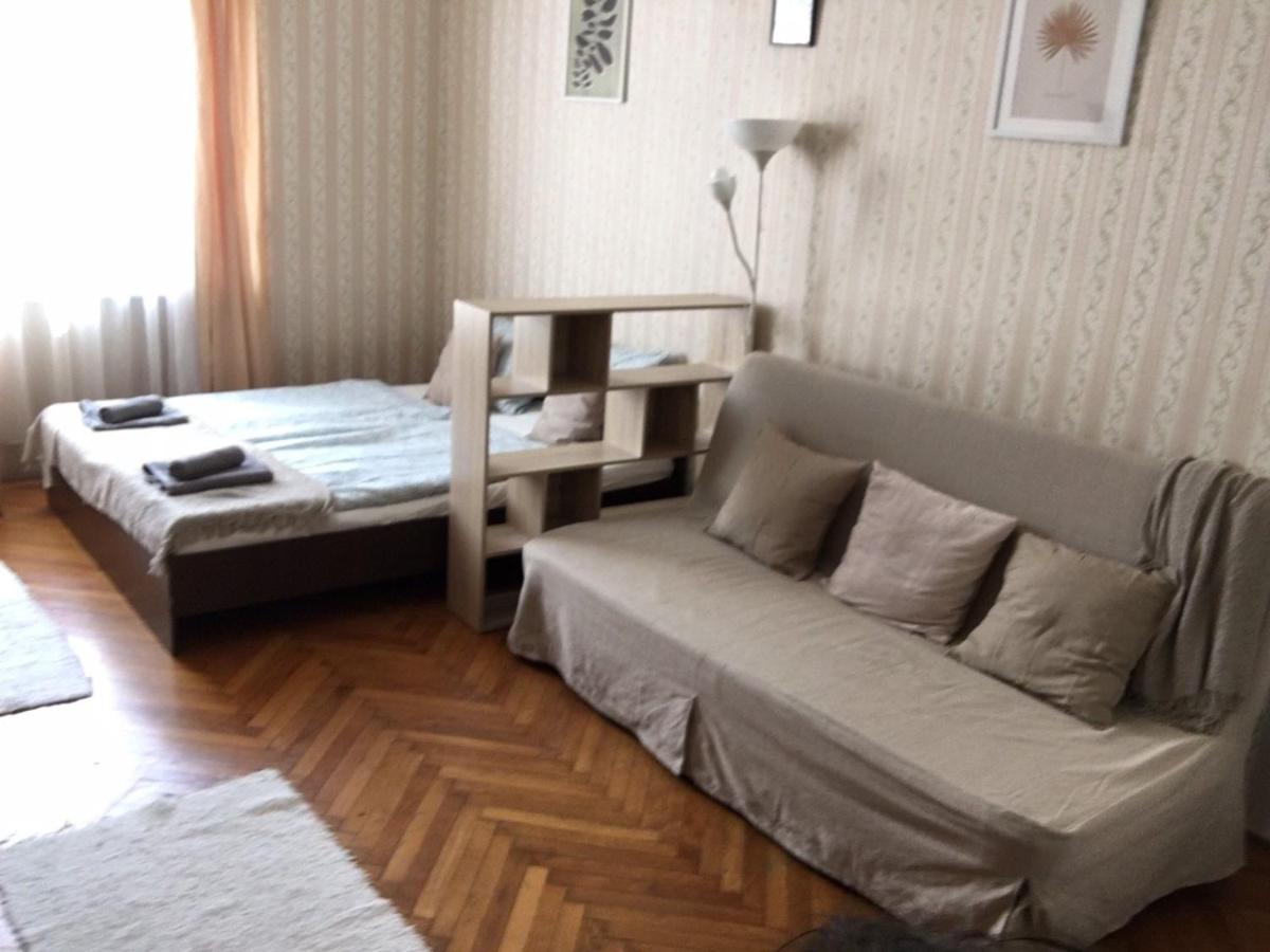 Cozy Flat At Stadionok M Station Budapest Bagian luar foto